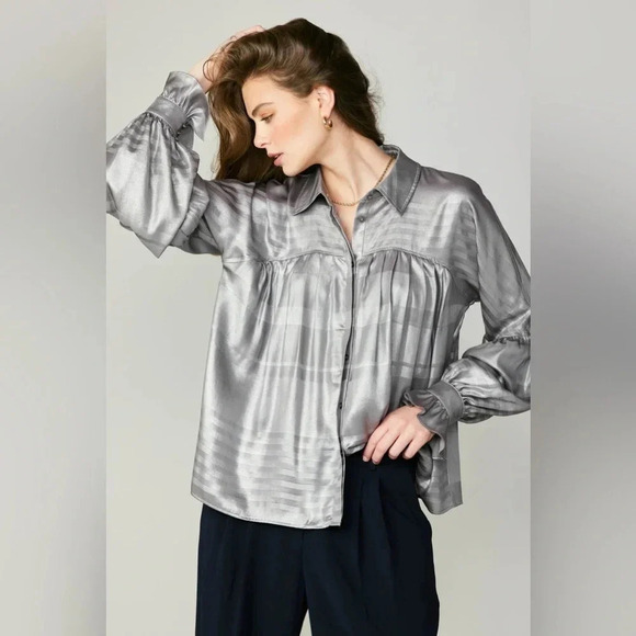 Current Air Silver Metallic Cyber Pleated Shirt - Picture 1 of 13